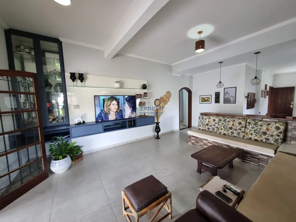 Casa, 3 quartos, 240 m² - Foto 9