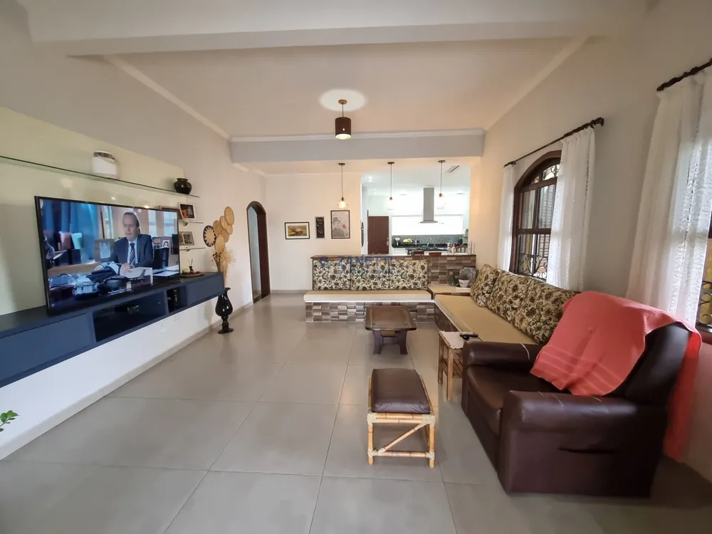 Casa, 3 quartos, 240 m² - Foto 16