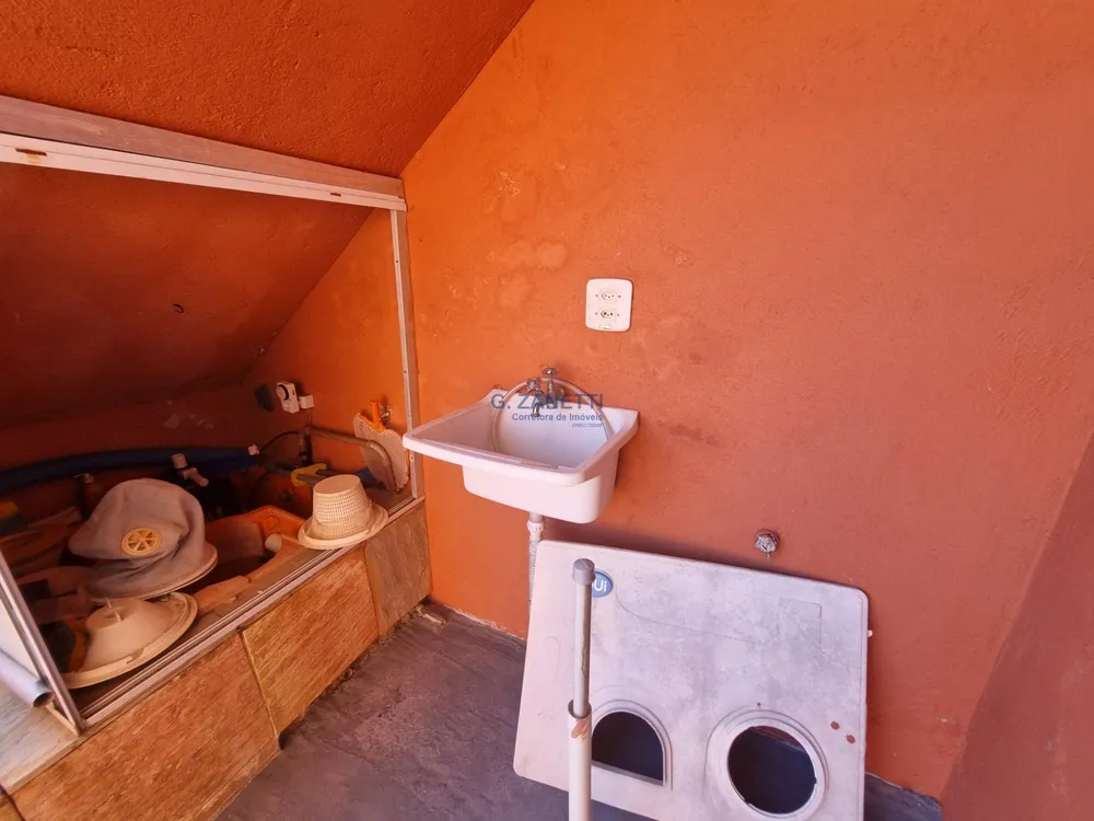 Casa, 5 quartos, 323 m² - Foto 2