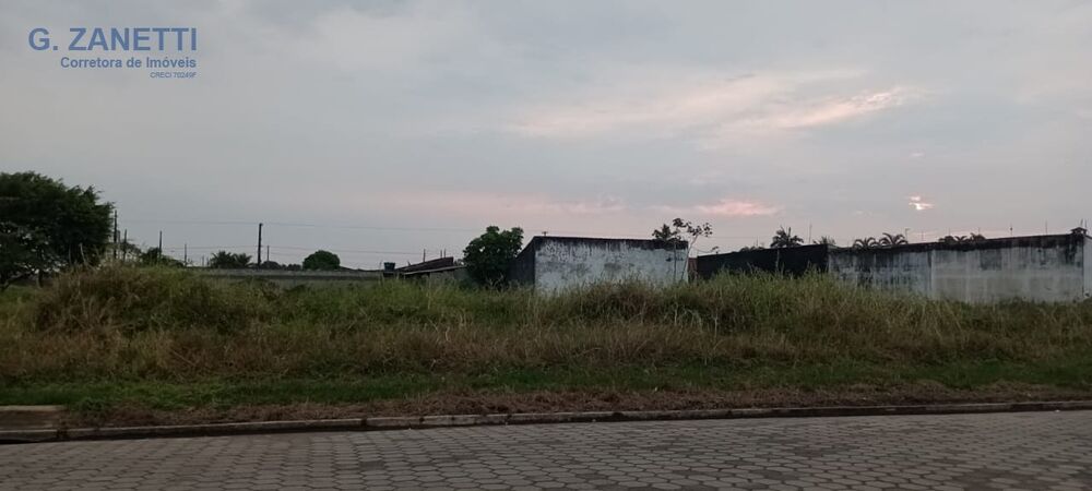 Terreno à venda, 2000m² - Foto 1