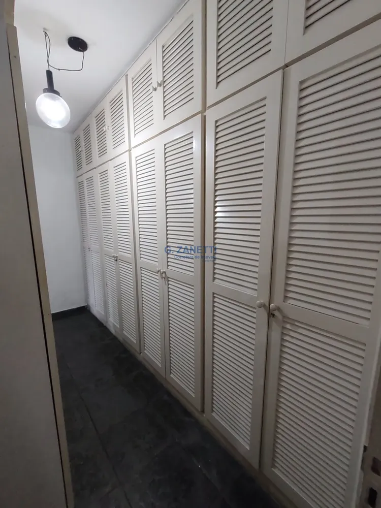 Casa, 4 quartos, 335 m² - Foto 2