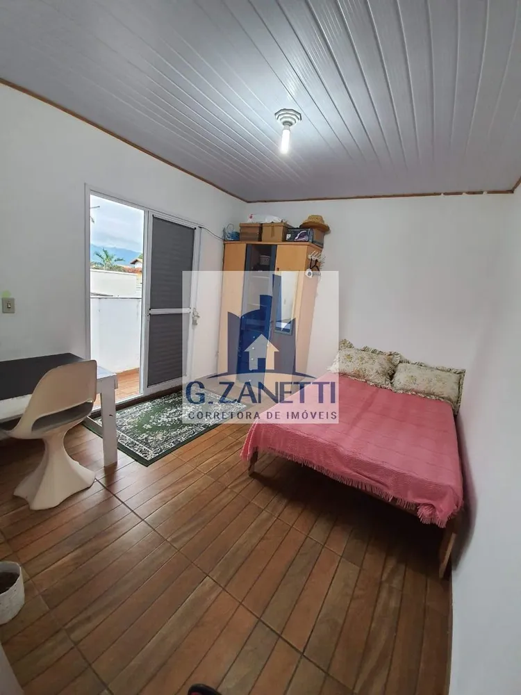 Casa, 5 quartos, 180 m² - Foto 1