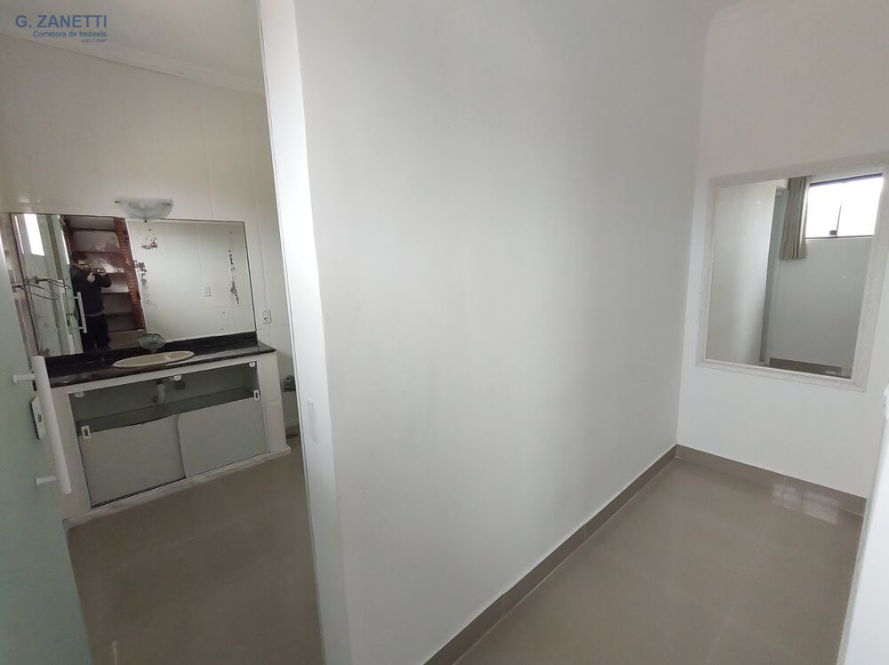 Sobrado, 3 quartos, 238 m² - Foto 2