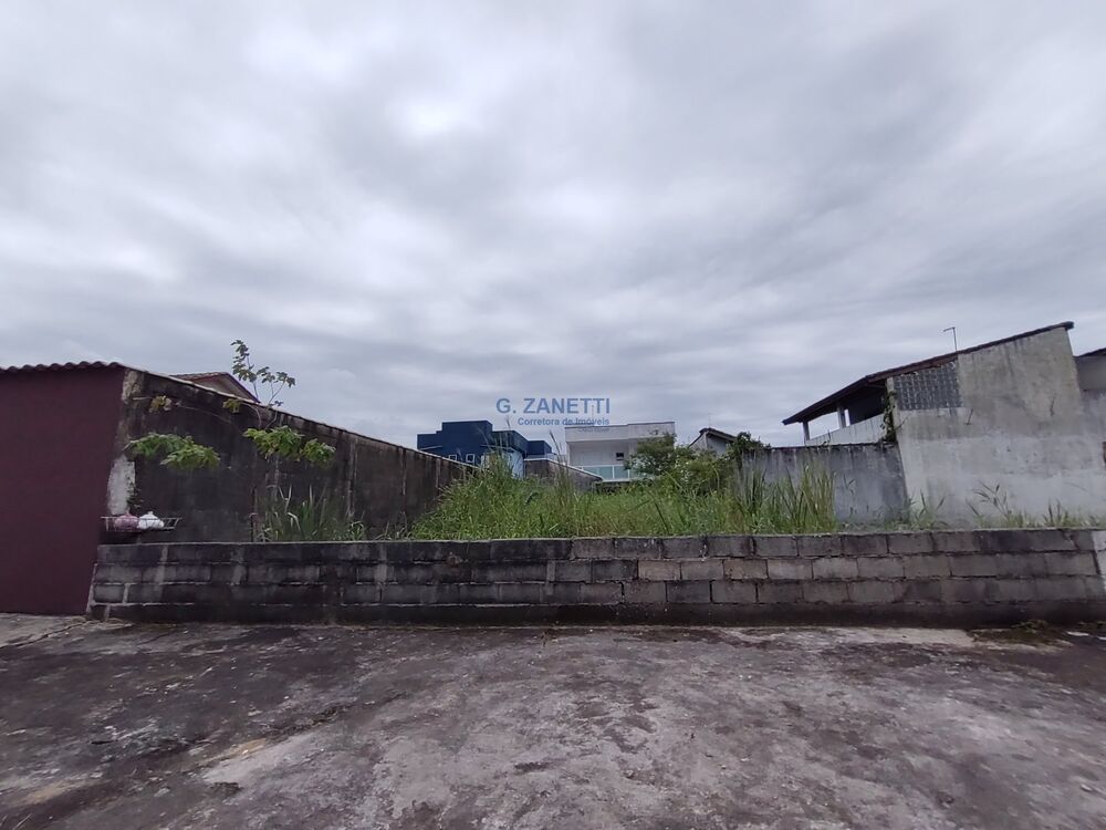Terreno à venda, 250m² - Foto 1