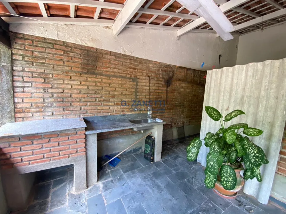 Casa, 4 quartos, 227 m² - Foto 2