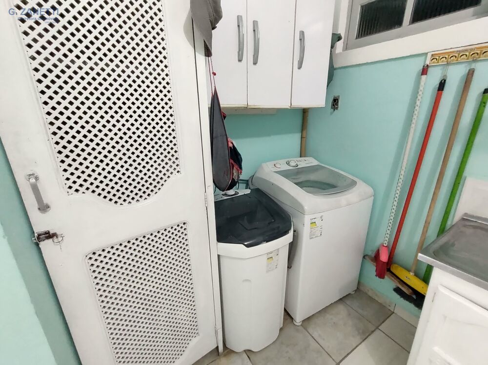 Casa à venda com 4 quartos, 223m² - Foto 3