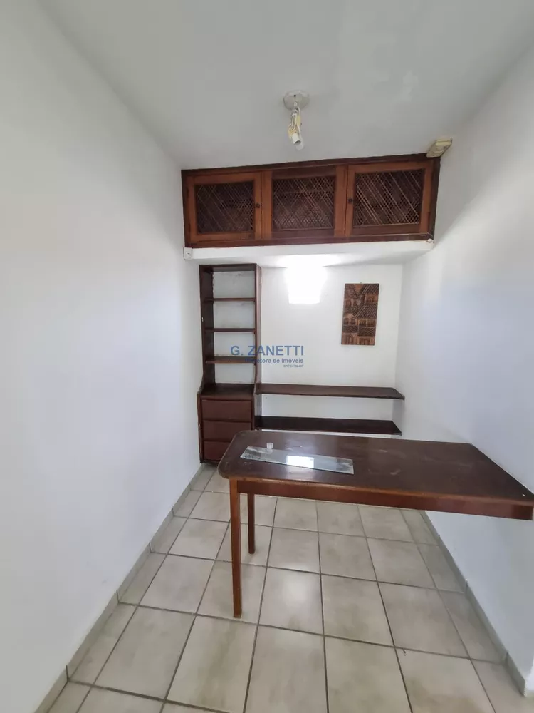 Casa à venda e aluguel com 5 quartos, 300m² - Foto 6