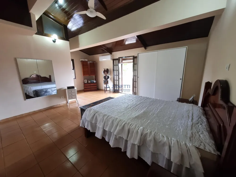 Casa, 4 quartos, 220 m² - Foto 2