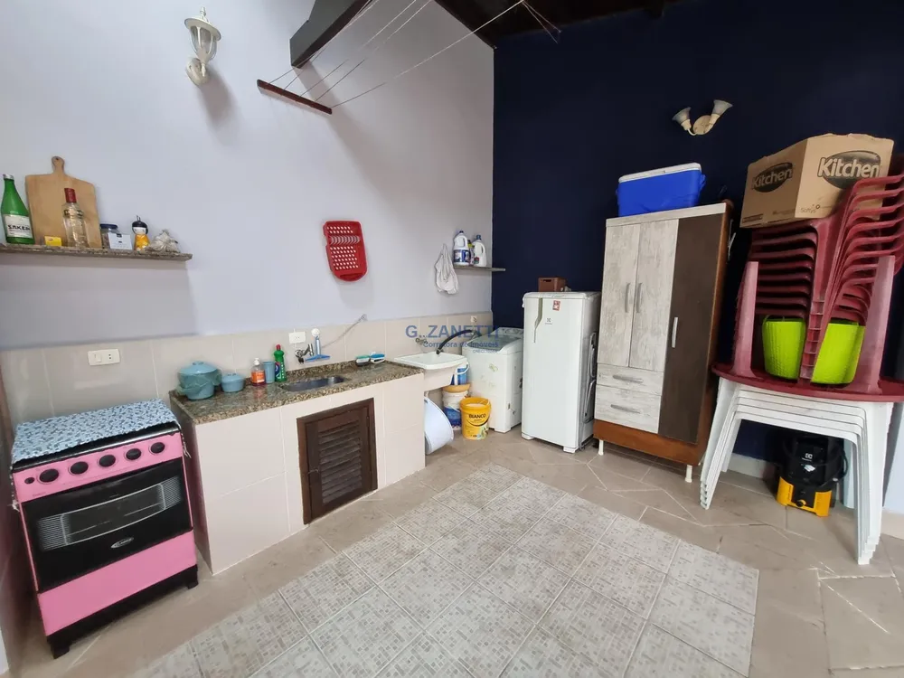 Casa, 4 quartos, 220 m² - Foto 9