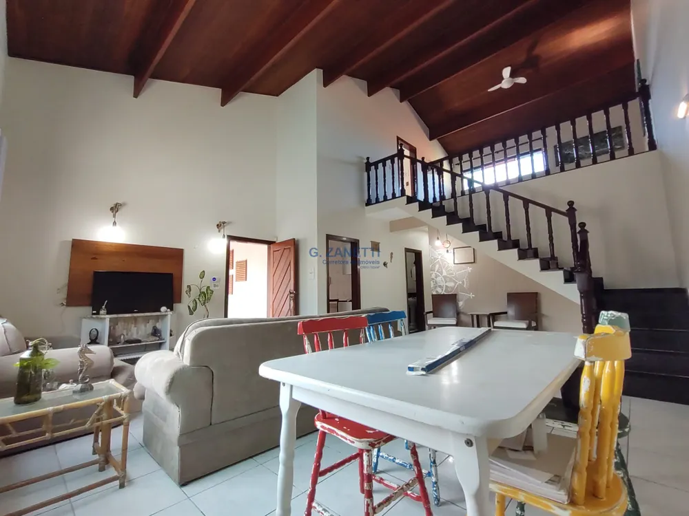 Sobrado, 4 quartos, 223 m² - Foto 3
