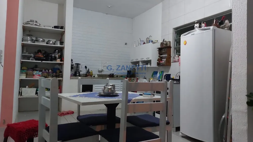 Chácara, 3 quartos, 600 m² - Foto 1
