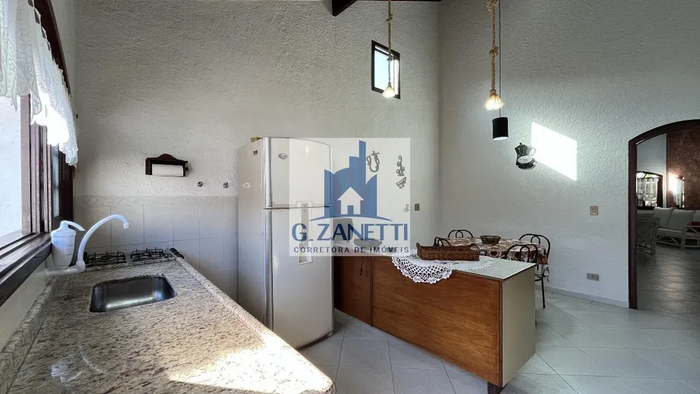 Casa, 3 quartos, 250 m² - Foto 4