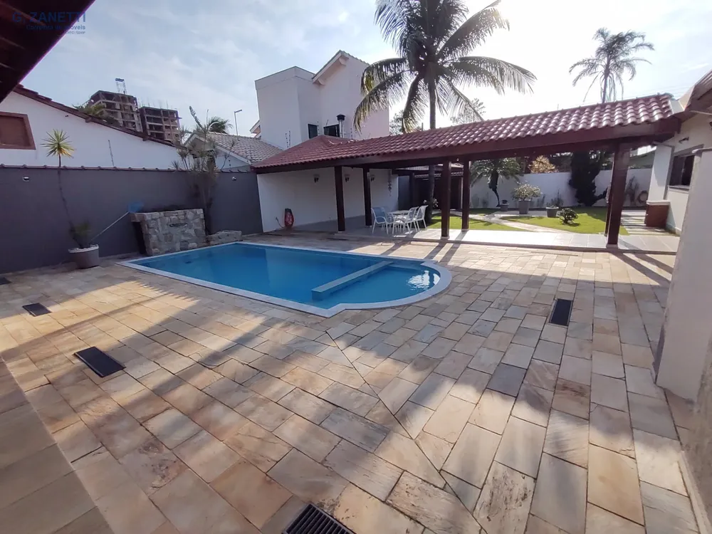 Casa, 3 quartos, 300 m² - Foto 14