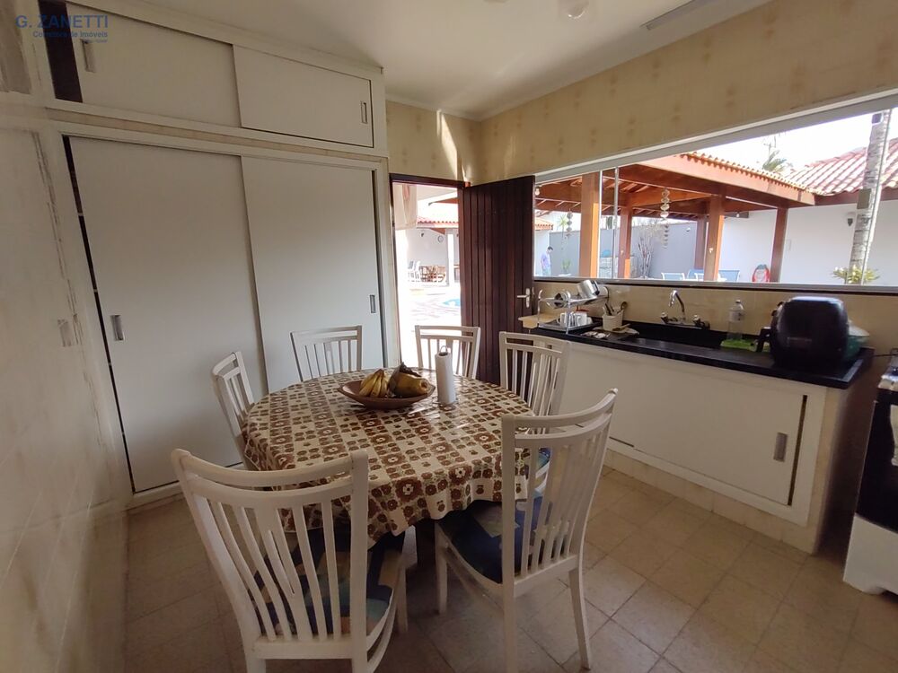 Casa, 3 quartos, 300 m² - Foto 2
