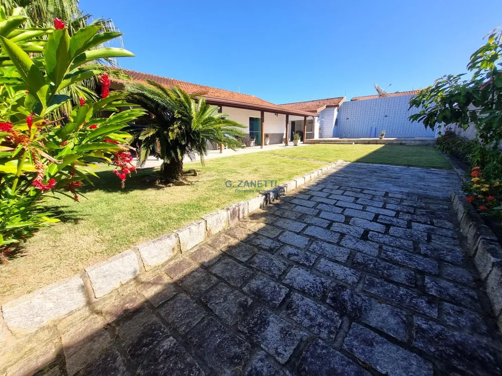 Casa, 3 quartos, 200 m² - Foto 2