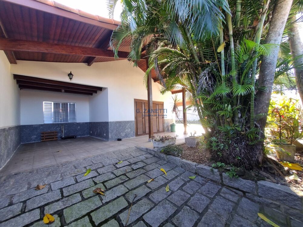 Casa, 3 quartos, 200 m² - Foto 2