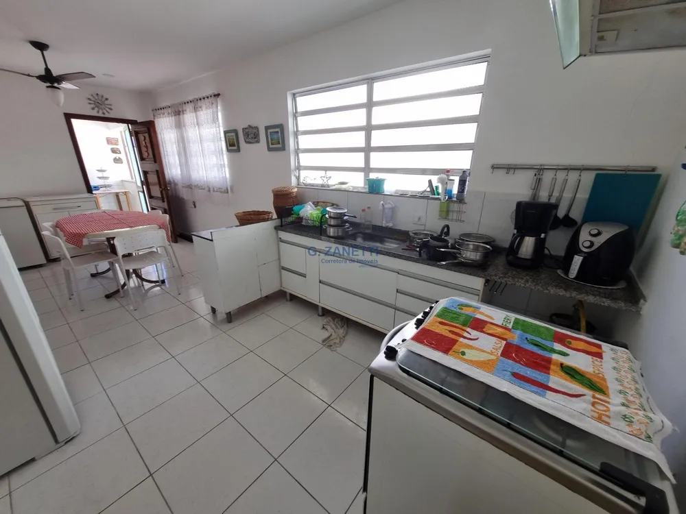 Casa, 3 quartos, 200 m² - Foto 9