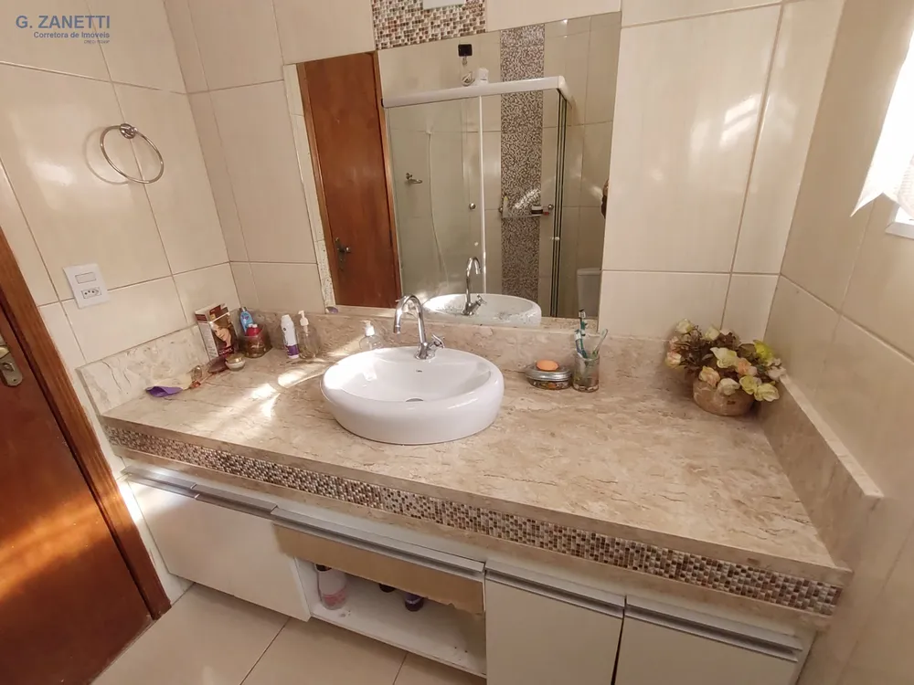 Casa, 4 quartos, 130 m² - Foto 1