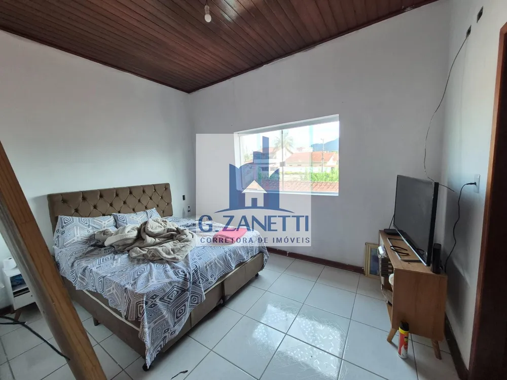 Casa, 3 quartos, 200 m² - Foto 3