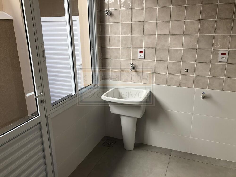 Casa de Condomínio à venda com 3 quartos, 360m² - Foto 5