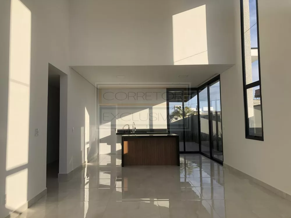 Casa de Condomínio à venda com 3 quartos, 307m² - Foto 2