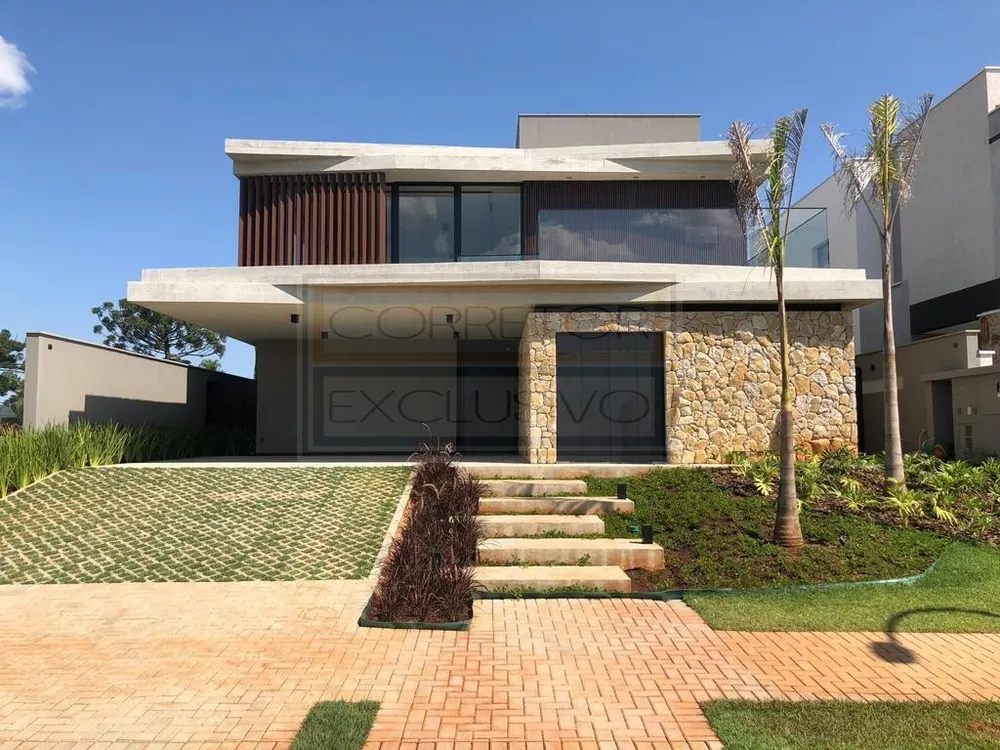 Casa de Condomínio à venda com 4 quartos, 450m² - Foto 1