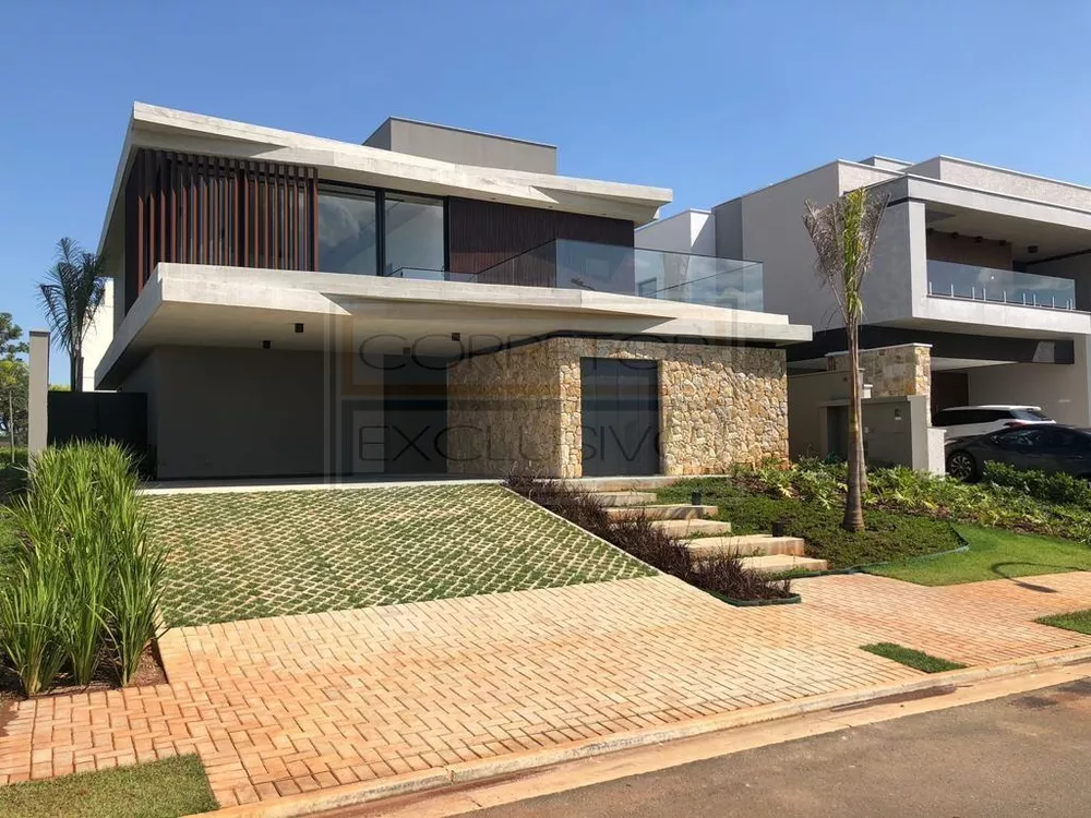 Casa de Condomínio à venda com 4 quartos, 450m² - Foto 2