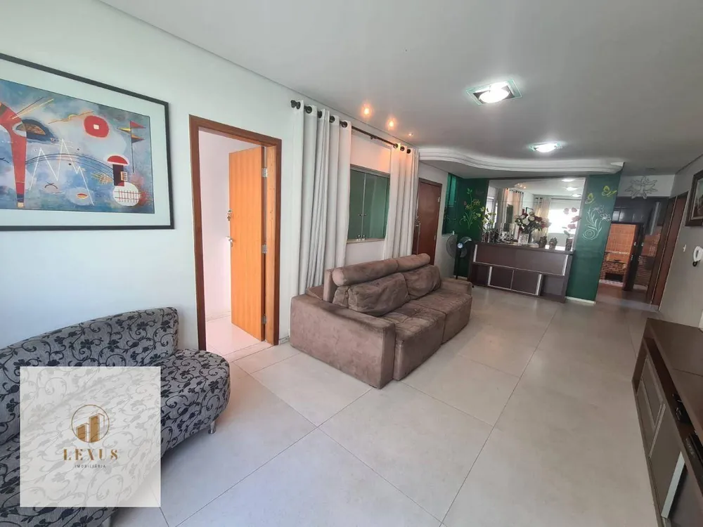 Casa, 3 quartos, 250 m² - Foto 4