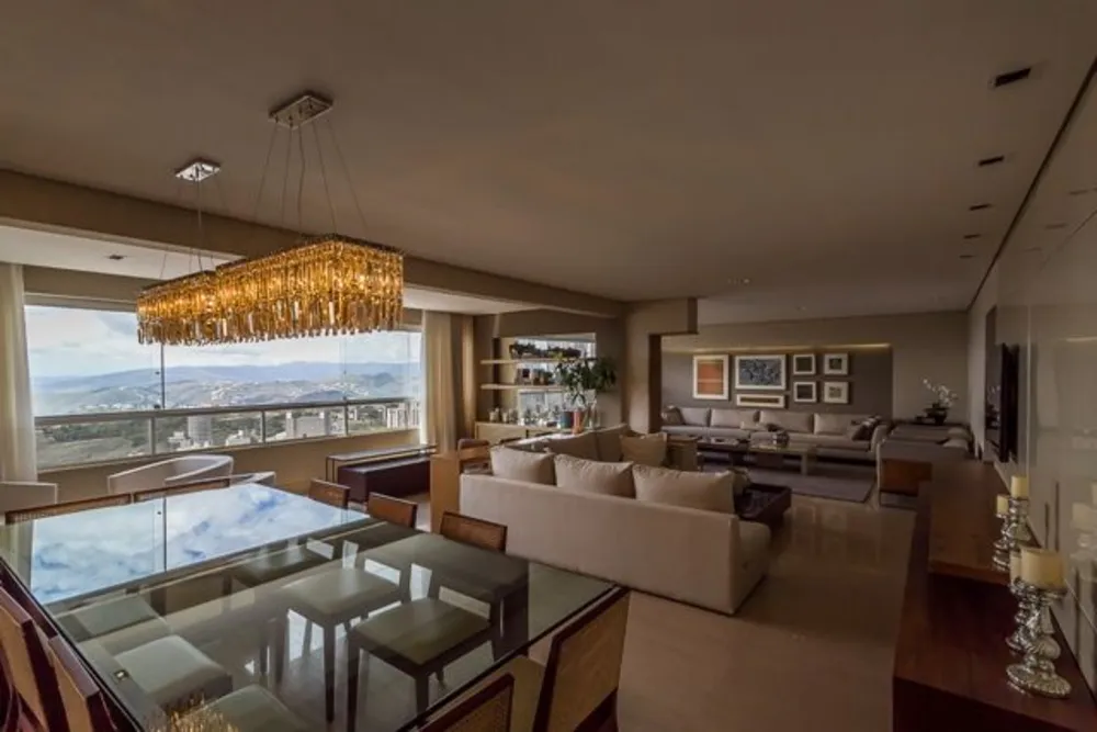 Apartamento, 4 quartos, 215 m² - Foto 1