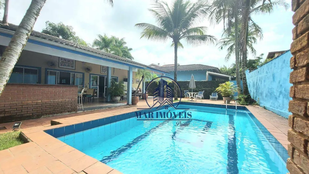 Casa, 3 quartos, 230 m² - Foto 1