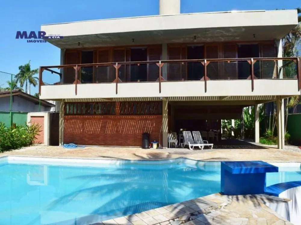 Casa, 6 quartos, 850 m² - Foto 1