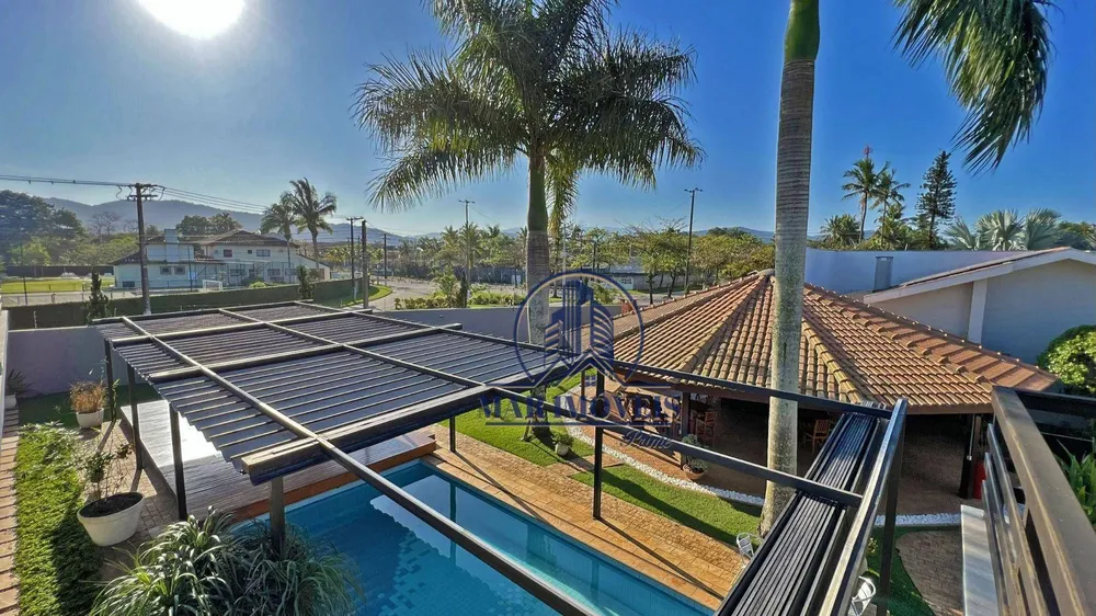 Casa, 8 quartos, 600 m² - Foto 1