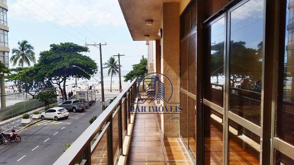 Apartamento, 3 quartos, 200 m² - Foto 1