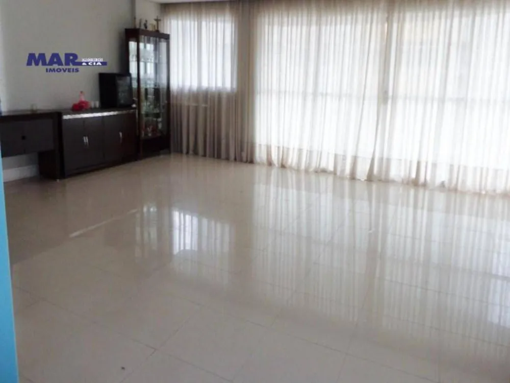 Apartamento, 3 quartos, 225 m² - Foto 2