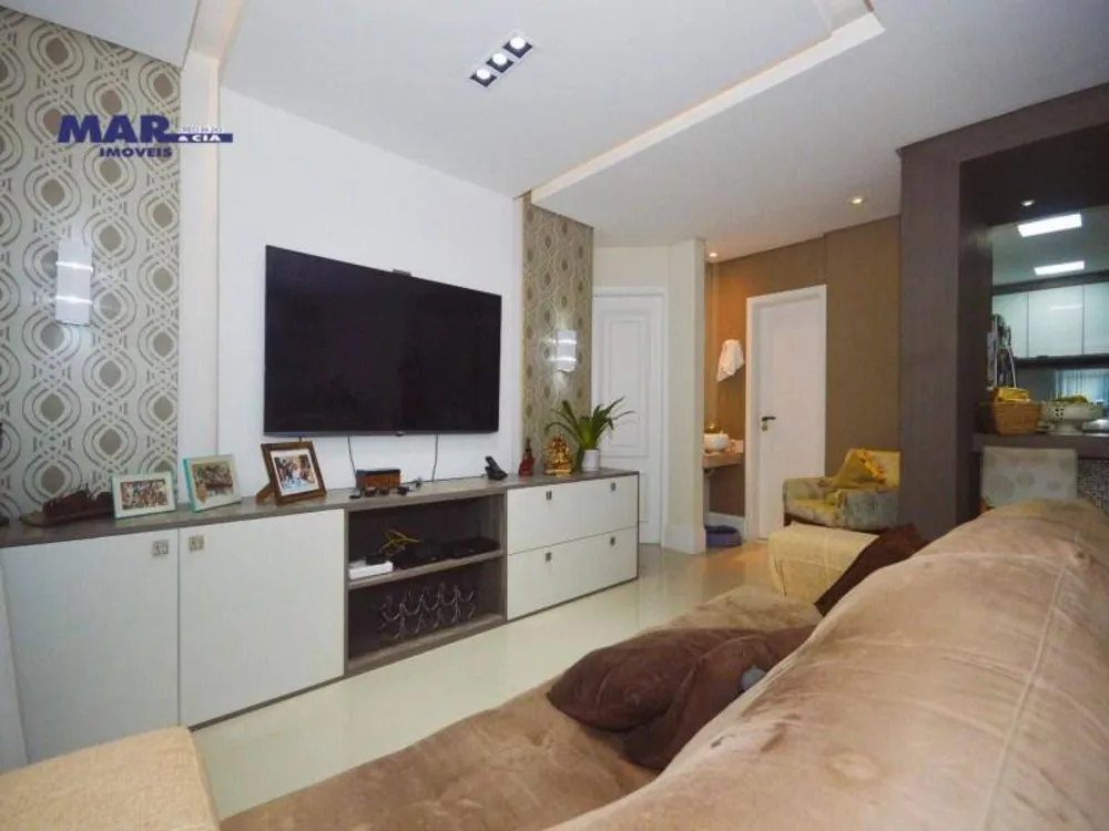 Apartamento, 3 quartos, 140 m² - Foto 1