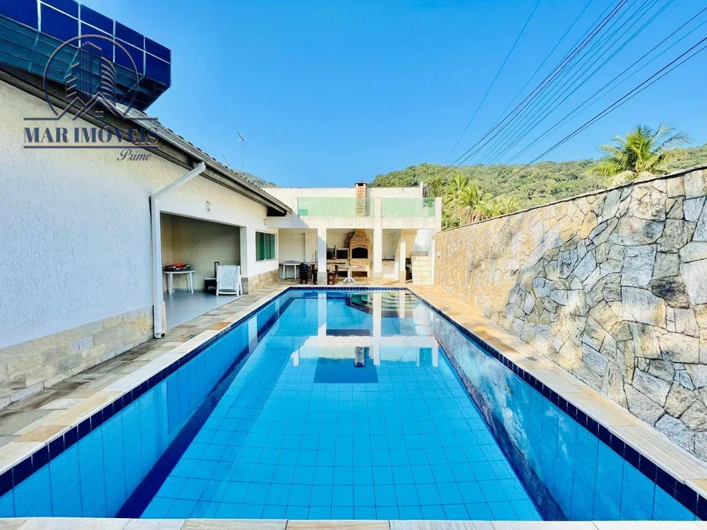 Casa, 4 quartos, 240 m² - Foto 1