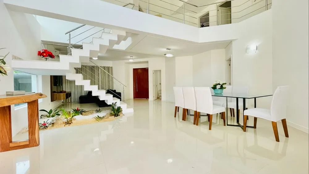 Casa, 4 quartos, 300 m² - Foto 4