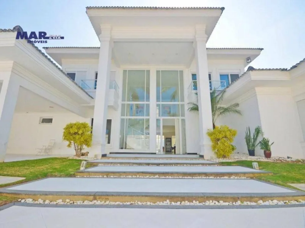 Casa, 7 quartos, 1700 m² - Foto 1