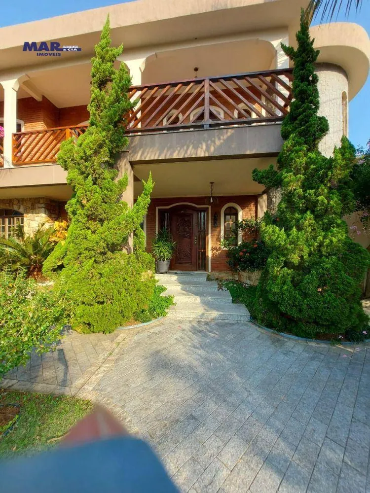 Casa, 4 quartos, 230 m² - Foto 2
