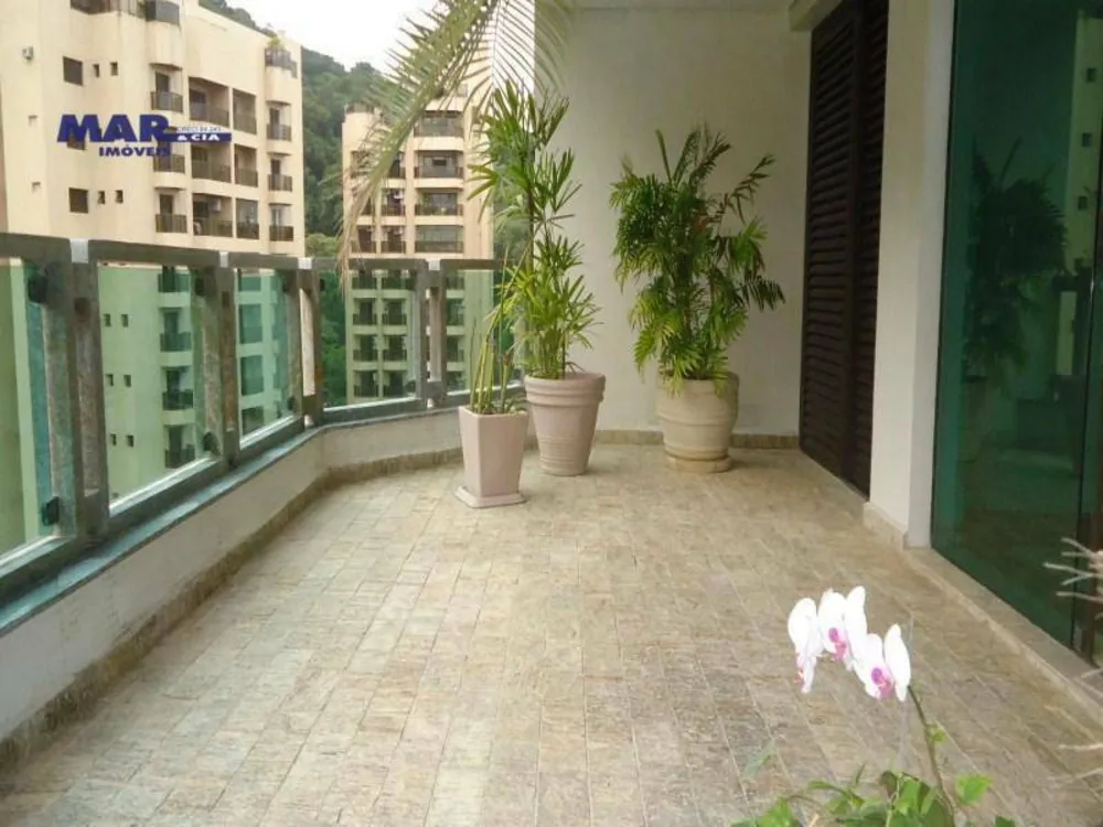 Apartamento, 3 quartos, 200 m² - Foto 1