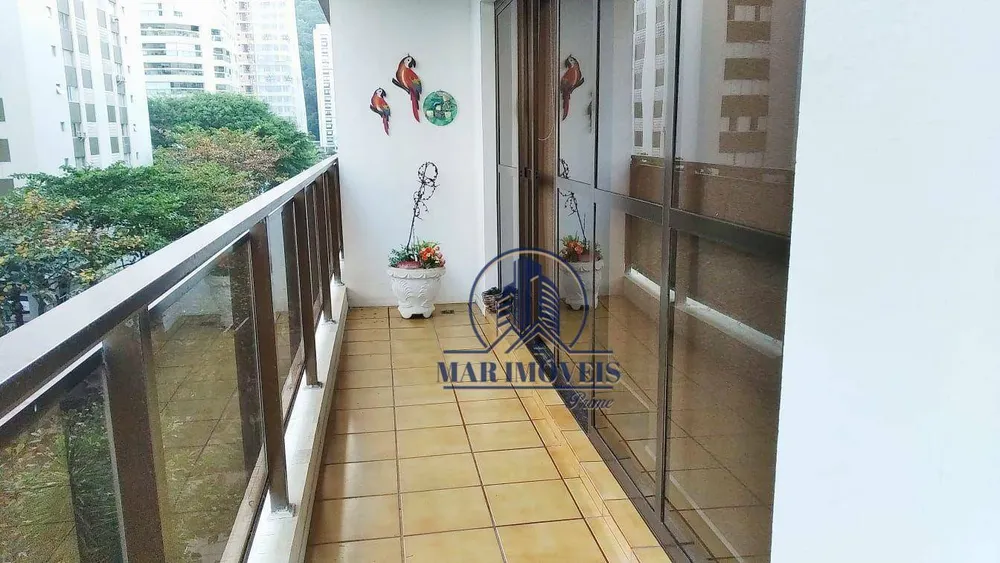 Apartamento, 3 quartos, 140 m² - Foto 1