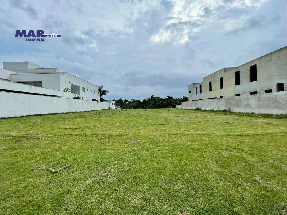 Loteamento e Condomínio, 1500 m² - Foto 1