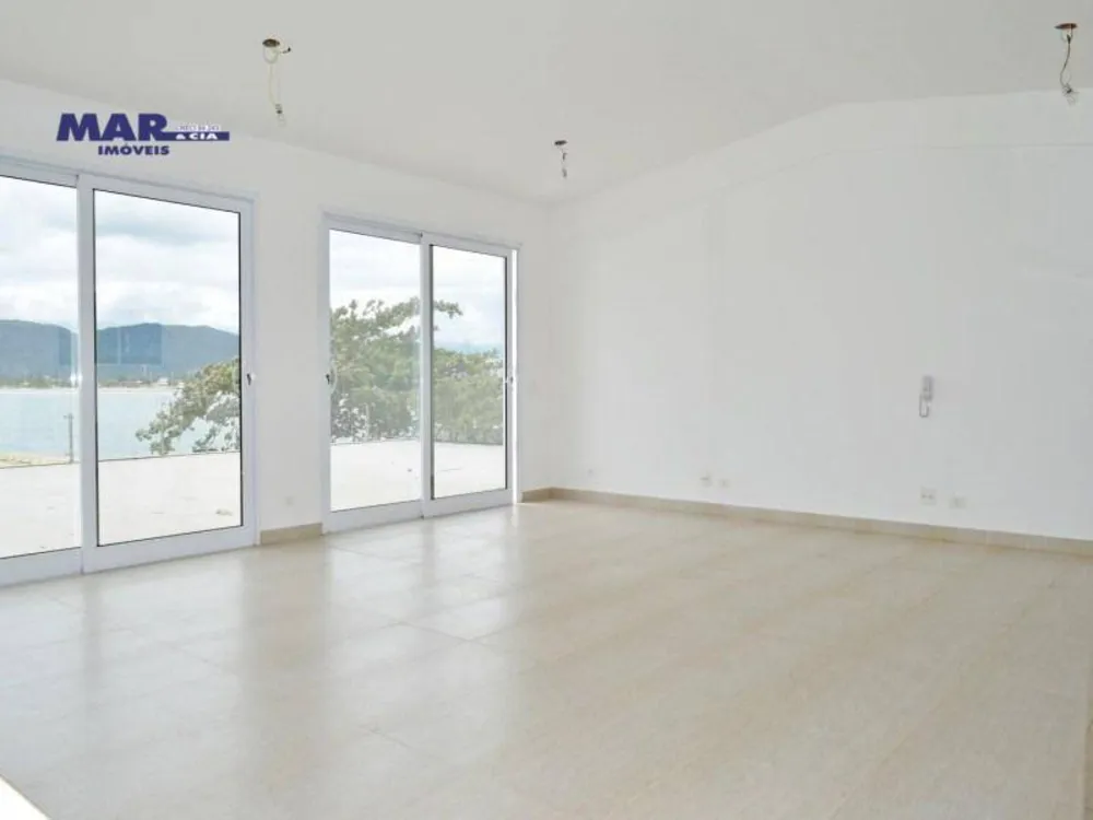 Apartamento, 3 quartos, 250 m² - Foto 2