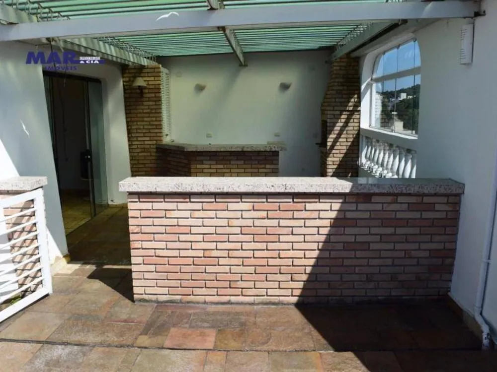 Cobertura, 3 quartos, 220 m² - Foto 2
