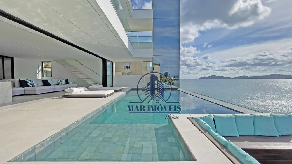 Casa, 6 quartos, 950 m² - Foto 1