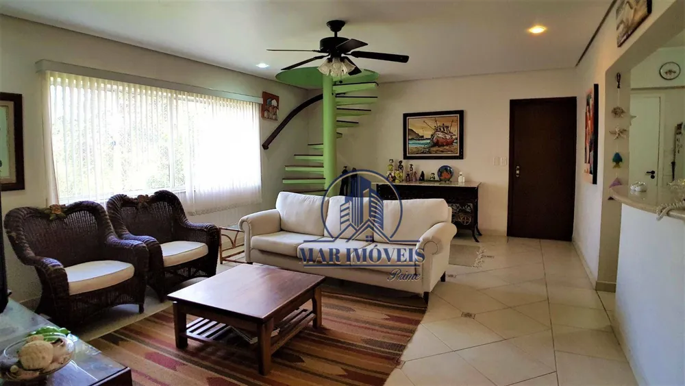 Cobertura, 3 quartos, 220 m² - Foto 2
