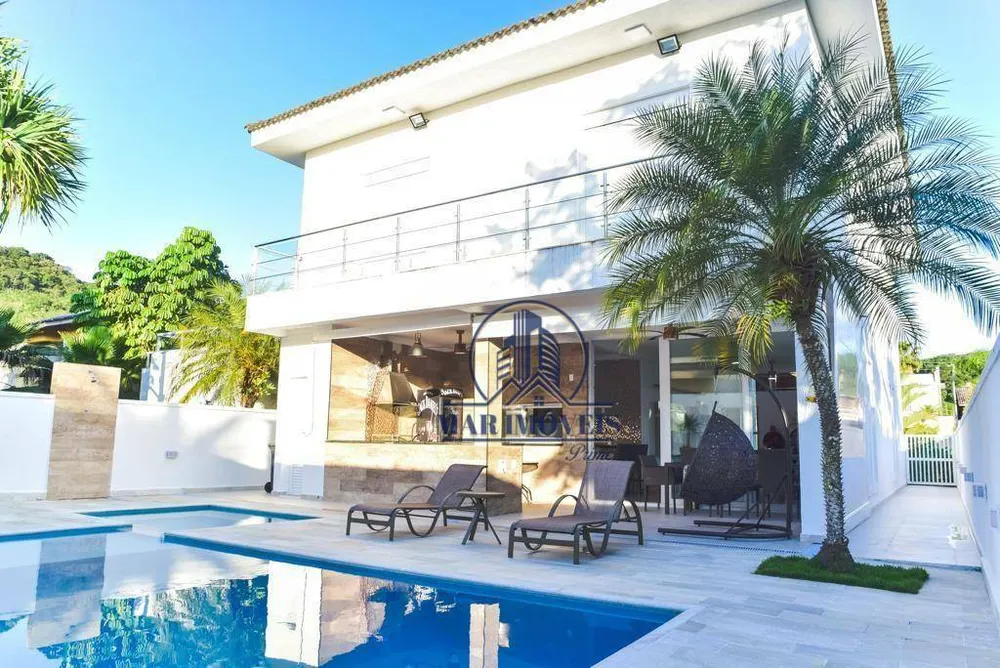 Casa, 4 quartos, 280 m² - Foto 1