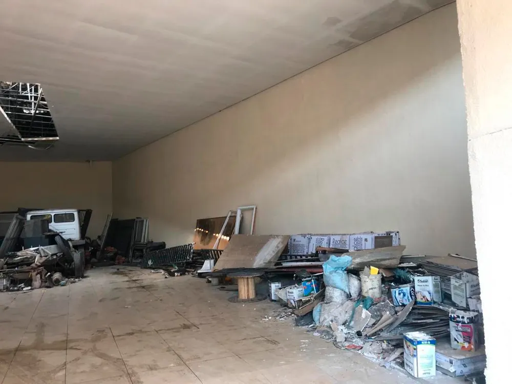 Depósito-Galpão, 900 m² - Foto 2