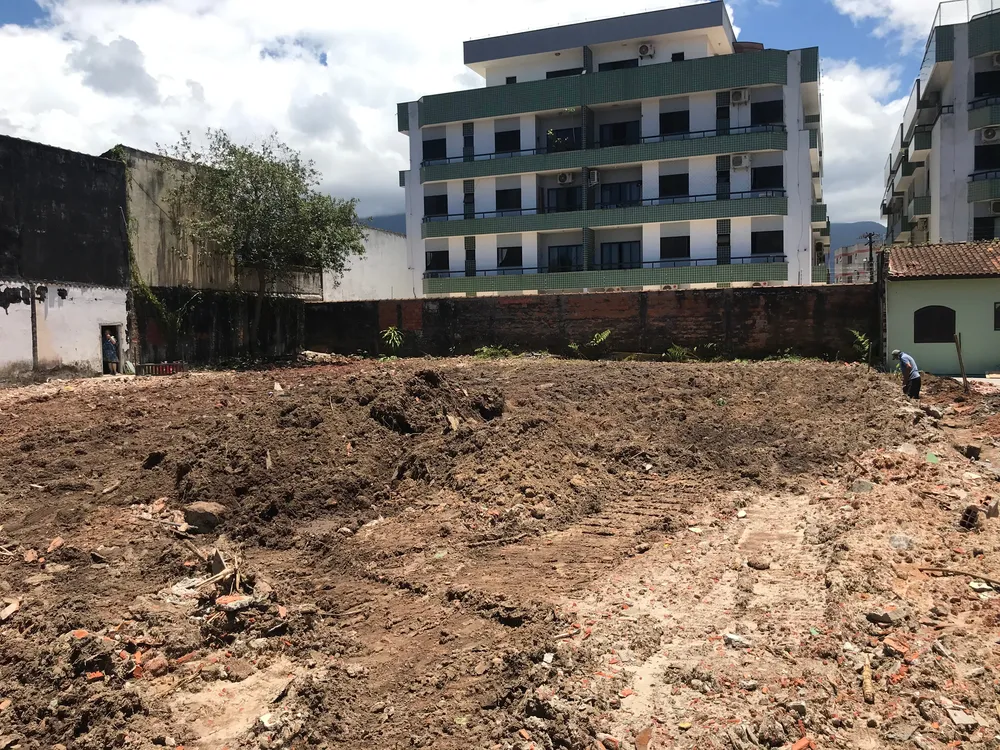Loteamento e Condomínio, 1240 m² - Foto 2