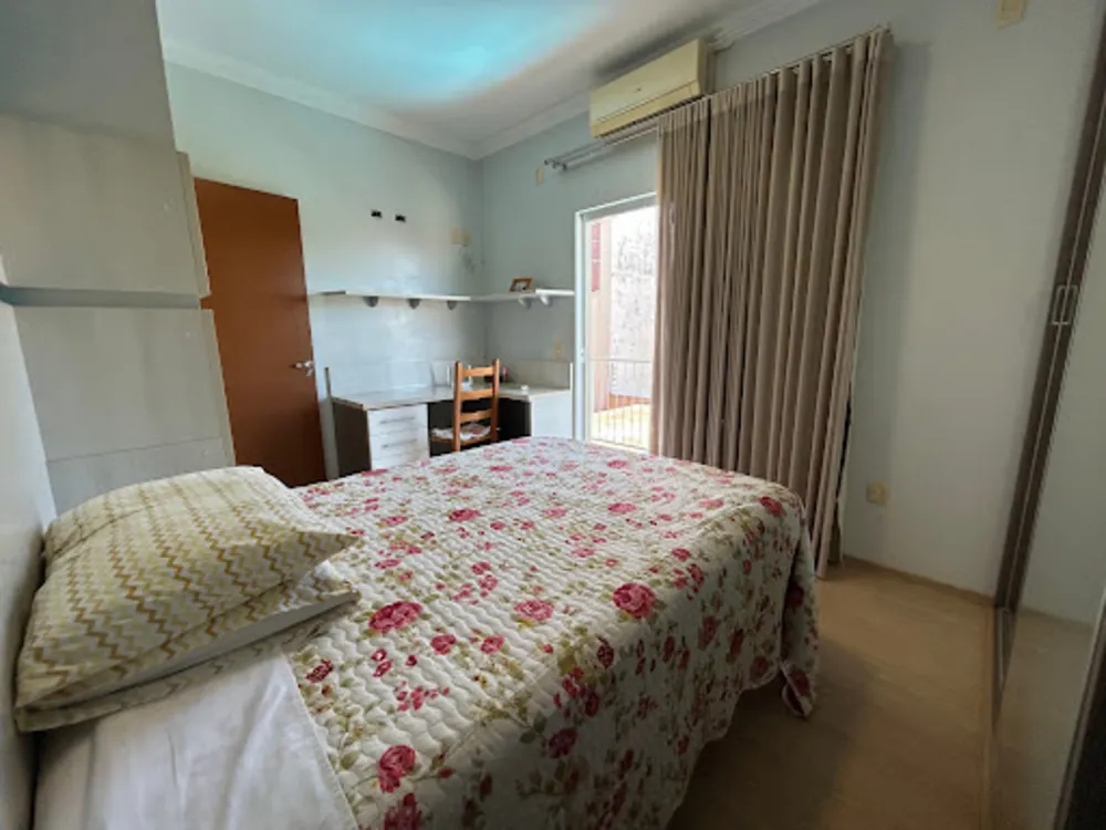 Casa, 2 quartos, 222 m² - Foto 4
